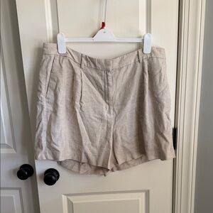 Old Navy Women's Beige Linen Shorts
